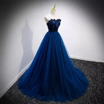 Тъмно синя рокля за бала 2023, вечерни рокли с отворен гръб и влак в формата на сърце